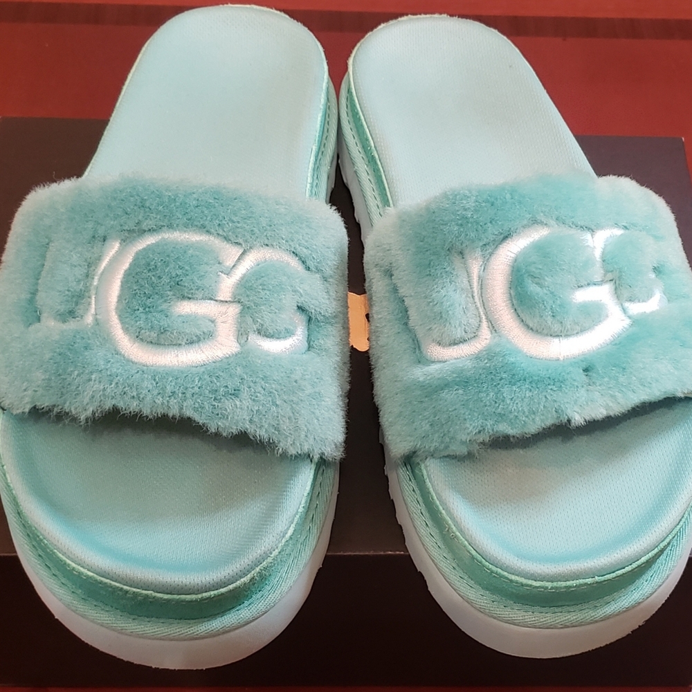 Uggs Laton fur slide
